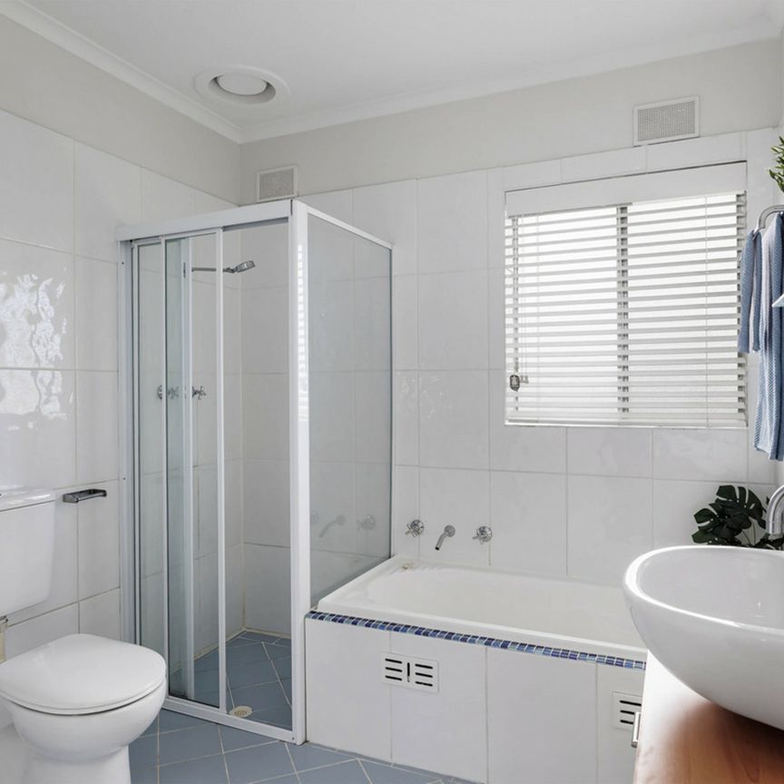 Secure, Airy & Low-Maintenance Living in the Heart of Queenstown - Photo 1