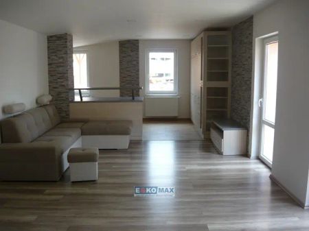 Pronájem nového, luxusního kompletně zařízeného bytu 3+kk Břeclav,centrum 100 m - Photo 2