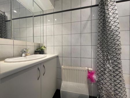 Woning met 3 slaapkamers - Photo 2