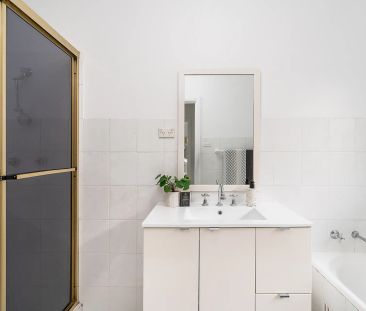 Three Bedroom Townhouse In Exclusive Boutique Complex - Photo 4