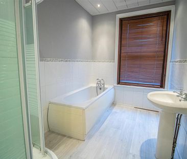 2 bedroom terraced house to rent - Photo 5