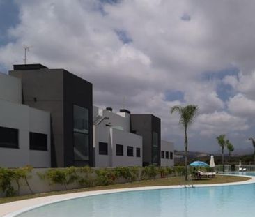 3 bedroom luxury Flat for rent in Mijas Costa, Andalusia - Photo 1