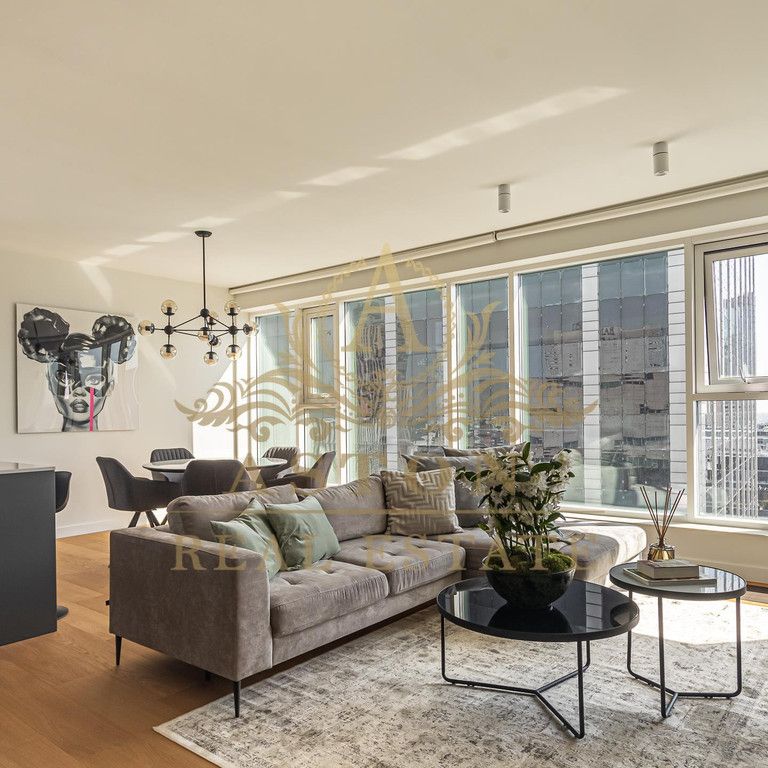 Warszawa, Śródmieście, Grzybowska - Photo 1