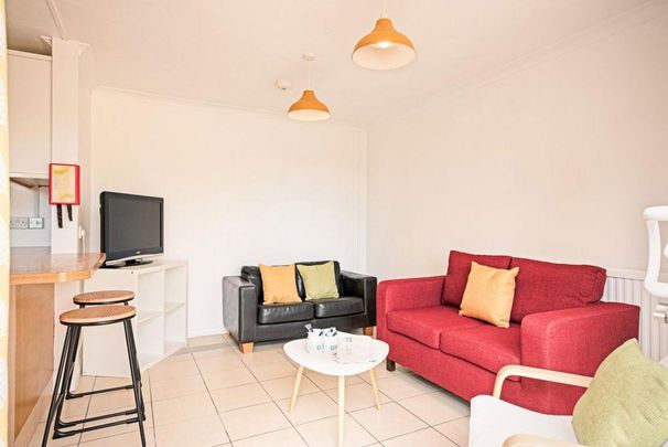 4 bedroom house to rent - Photo 1