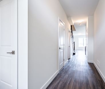 For Lease - 6 Bedrock Drive, Hamilton, Ontario - Photo 6