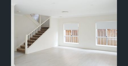 COMFORTABLE 5 BEDROOM HOME WITH SO MUCH TO OFFER - Photo 3