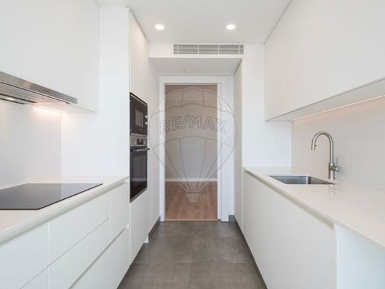 2 room luxury Flat for rent in Cascais, Portugal - Photo 1