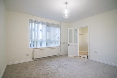 4 bedroom terraced house to rent - Photo 4