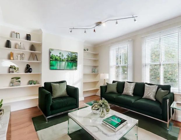 2 bedroom apartment to rent in Thorparch Road, Nine Elms, London, London, SW8 - Photo 1