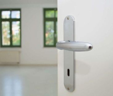 Neuer Fußboden möglich: einzigartige 3-Zimmerwohnung mit Dusche + B... - Photo 1