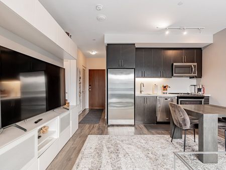 For Lease - 301 Sea Ray Avenue Unit# C411, Innisfil, Ontario - Photo 3