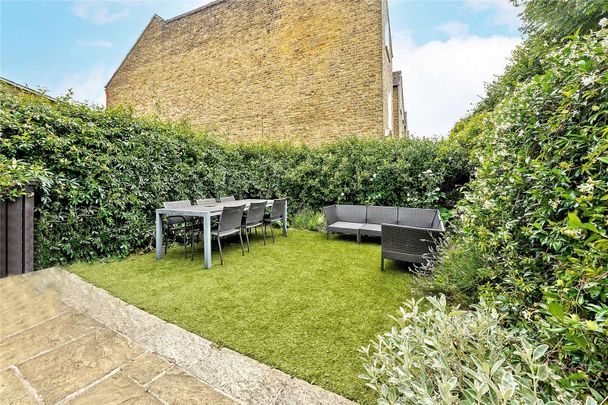 Geraldine Road, London, SW18 2NT - Photo 1
