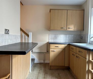 2 bedroom terraced house to rent - Photo 5