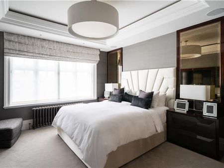 Eaton Mansions - Photo 4