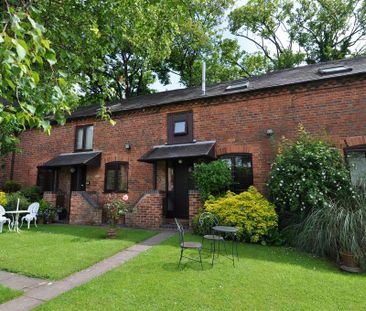 2 bedroom terraced house to rent - Photo 2