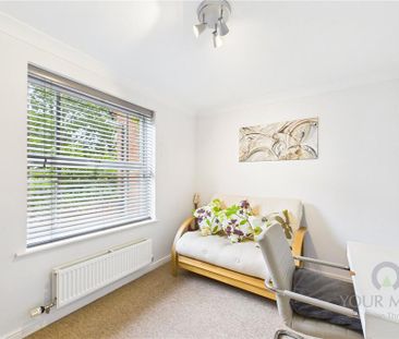 4 bedroom semi-detached house to rent - Photo 3