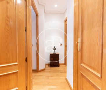 Flat for rent in Nuevos Ministerios - Ríos Rosas (Madrid) - Photo 3