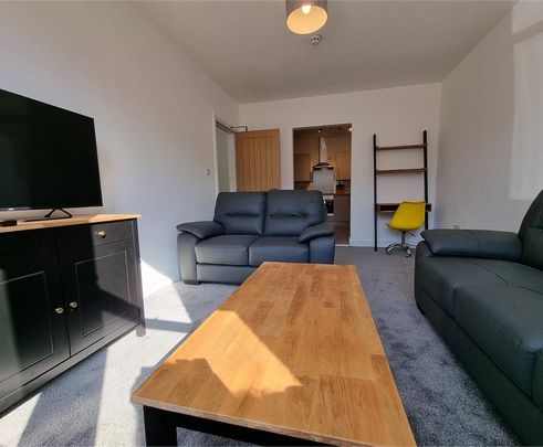 Room 3, 223 Chesterton Road, Cambridge - Photo 1