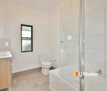 4 Boona Street, Petrie QLD, Belconnen - Photo 3