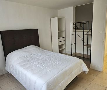 Location Maison 5 pièces 10m² - Photo 2