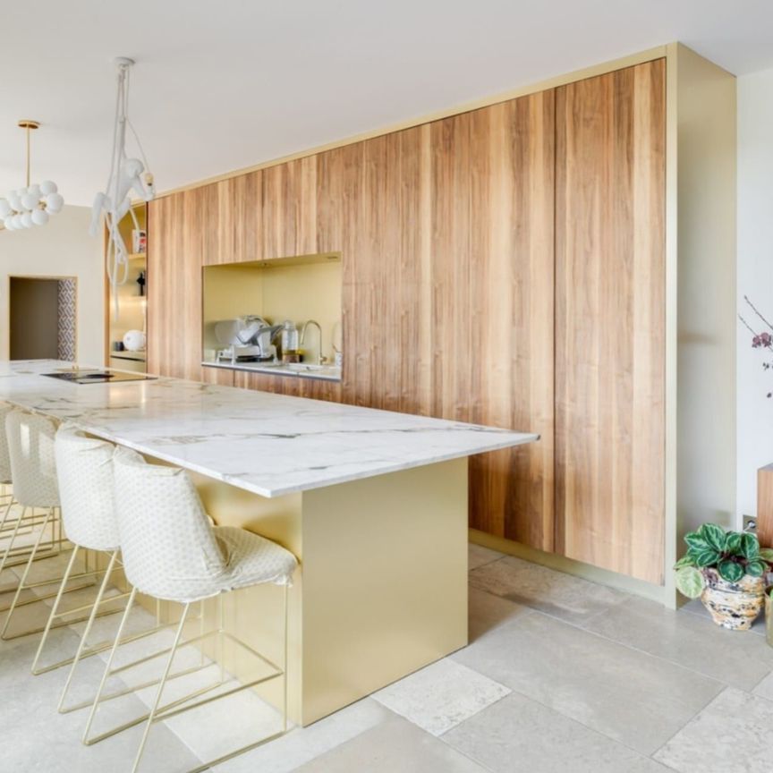 Location Maison Aix-en-Provence 23 Pièces 620 m² - Photo 1