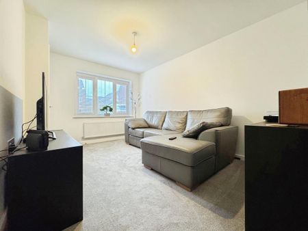 2 bedroom semi-detached house to rent - Photo 2