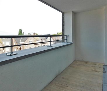 Ruim twee slaapkamer appartement met veel lichtinval - Photo 2