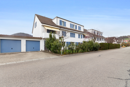 Ruhig gelegene 4-Zimmerwohnung mit Gartensitzplatz - Foto 3