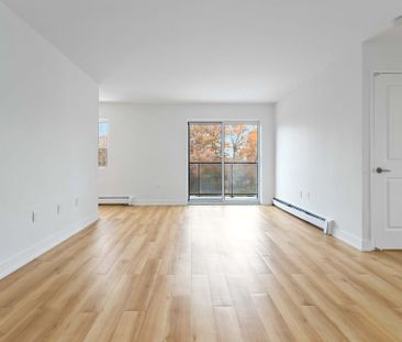 For Lease - 530 Proudfoot Lane Unit# 402, London North, Ontario - Photo 2