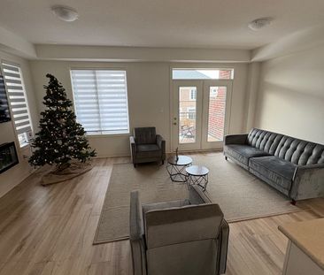 For Lease - 3216 Sixth Line, Oakville, Ontario - Photo 6