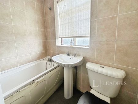 duplex to rent Jubilee Crescent, CV6 - Photo 5