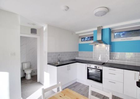 1 bedroom apartment to rent - Photo 3