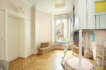 Location appartement, Paris 9ème (75009), 5 pièces, 124.79 m², ref 85317475 - Photo 5