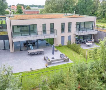 Serviceflat te huur in Hoogstraten voor € 919 met 1 slaapkamer - Photo 2