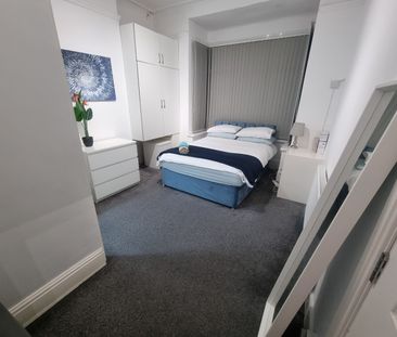 Room in a Shared House, Hart Road, B24 - Photo 4