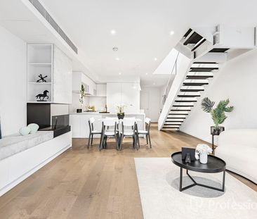 Luxury Townhouse in Glen Iris - Photo 1