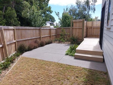 2 Bedroom Townhouse in Phillipstown - Photo 5