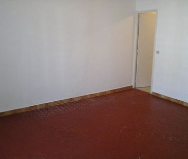 T1 - Photo 3