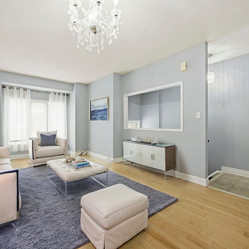 For Lease - 29 Bluewater Court, Toronto, Ontario - Photo 1