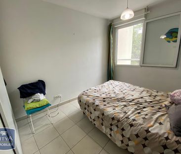 Location Appartement 2 pièces 38m² ST DENIS 97400 - Photo 4