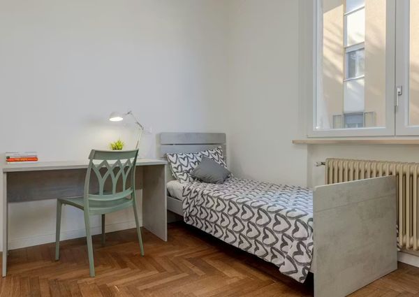 Via Castelfidardo, Padova, Veneto 35141