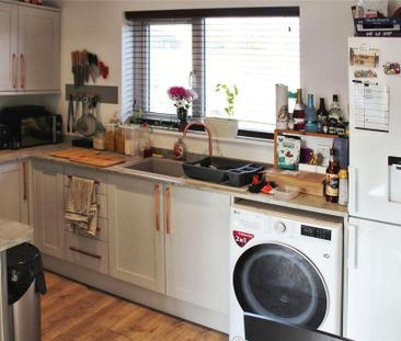 2 bedroom detached house to rent - Photo 3