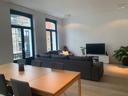 Flat - for rent - Photo 1