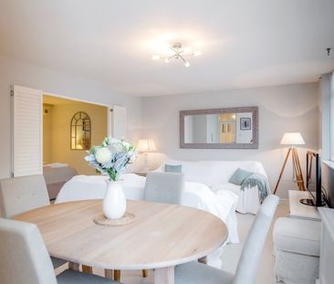 1 Bed Flat, Grosvenor Court, SW15 - Photo 3