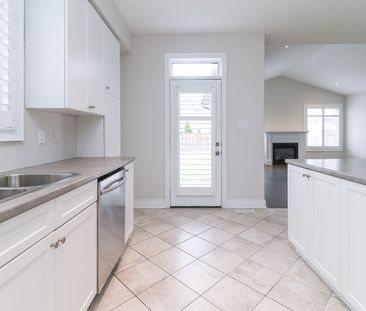 For Lease - 75 Garbutt Crescent, Collingwood, Ontario - Photo 6
