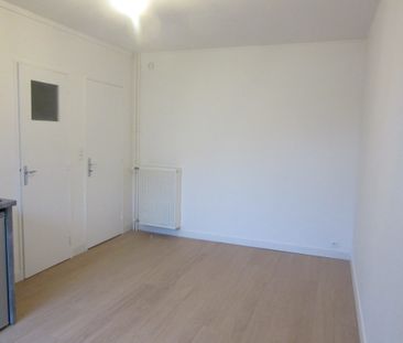 Location Appartement 1 pièce 17m² RENNES 35700 - Photo 1