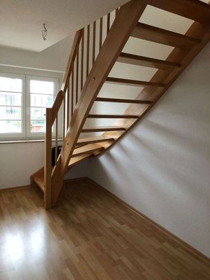 "Wohnen über zwei Etagen" mit Dachterrasse / EBK Abkauf mögl. ! - Foto 1