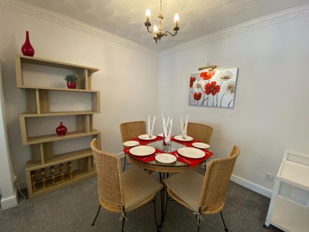 2 bedroom flat to rent - Photo 5