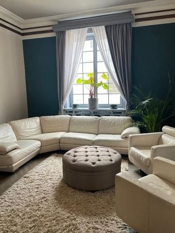 Vila eleganta si impunatoare de inchiriat – zona Capitale, langa Piata Victoriei - Photo 2