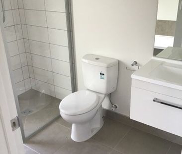 13 Parton Road, Pukekohe - Photo 5